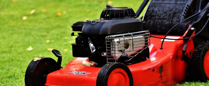 The Lawn Lover’s Guide to Picking the Right Walk Behind Mower