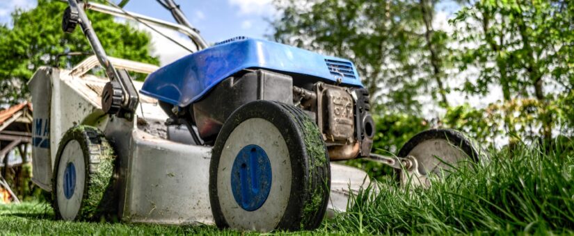 How to Go Green With Battery-Operated Power Equipment